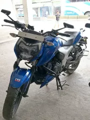 TVS Apache RTR 160 4V SMARTXCONNECT